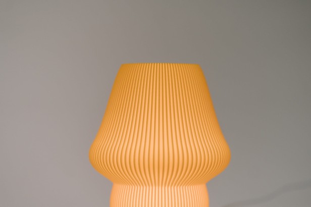 Designerska lampa z materiału PLA