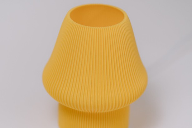 Góra klosza lampy MONO yellow